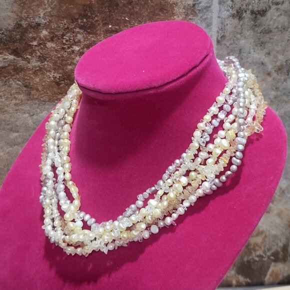 Multi Strand Pearls Beads Necklace - Picture 7 of 9